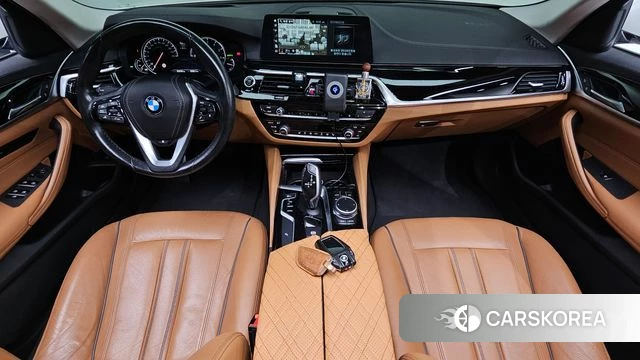 BMW 5 Series (G30) id 4610448 из Кореи 17