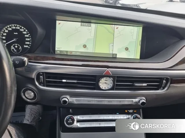 Genesis G90 id 3547257 из Кореи 17