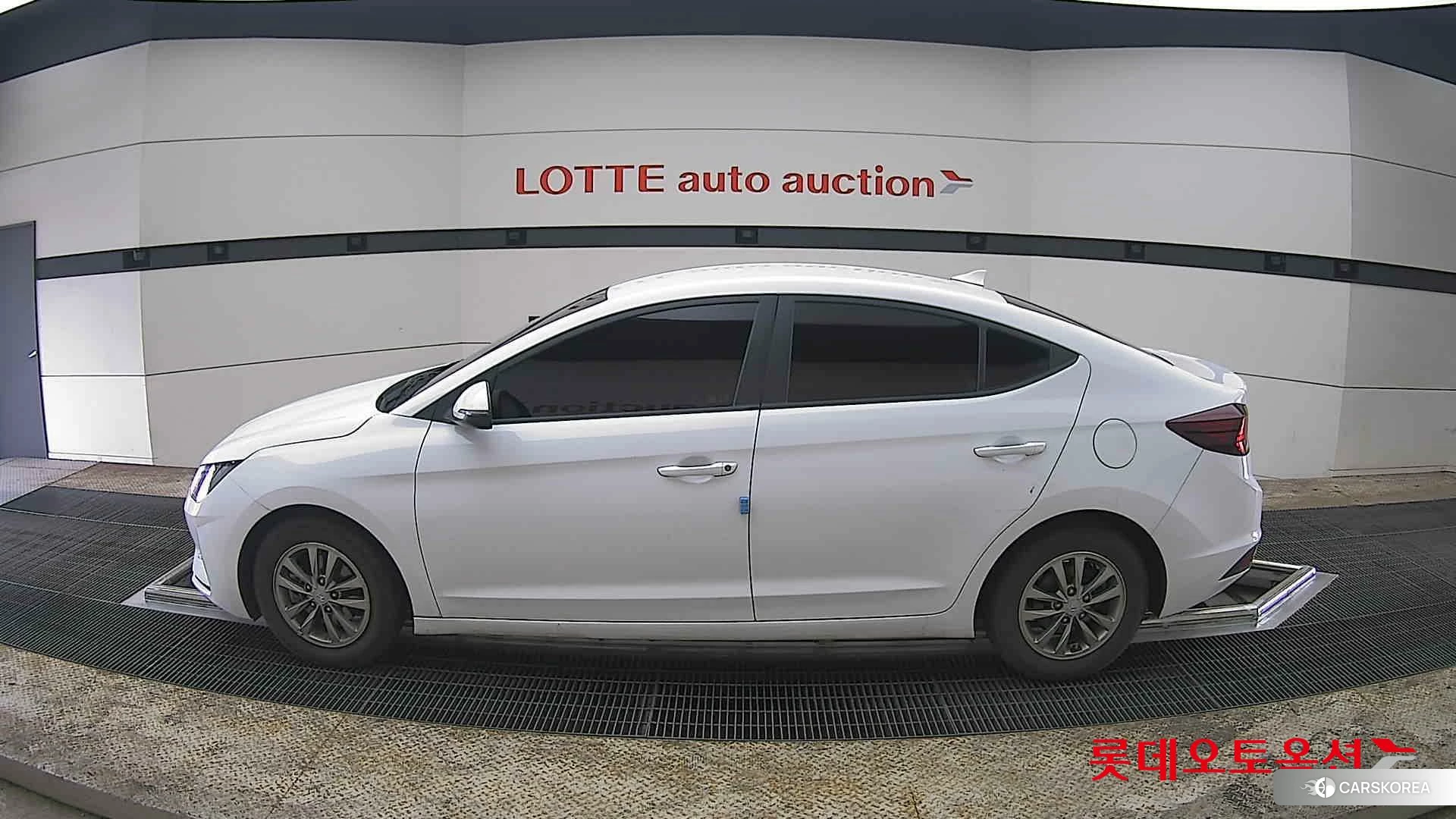 Hyundai Avante id 3875703 из Кореи 33