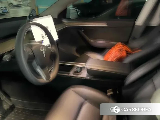 Tesla Model Y id 3757421 из Кореи 7