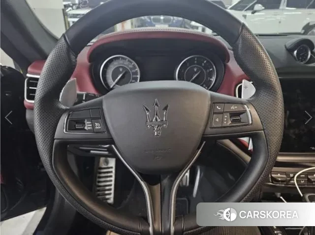 Maserati Ghibli id 3649837 из Кореи 7