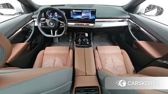 BMW 5 Series (G60) id 3517431 из Кореи 17