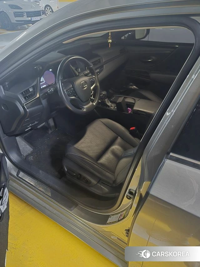 Lexus ES300h 7th generation id 3894031 из Кореи 7