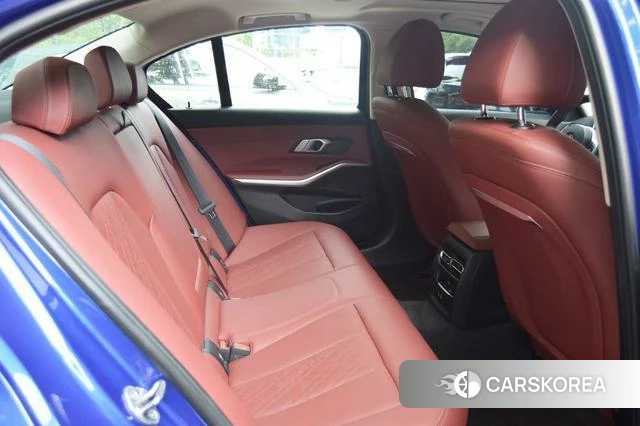 BMW 3 series id 4392121 из Китая 11