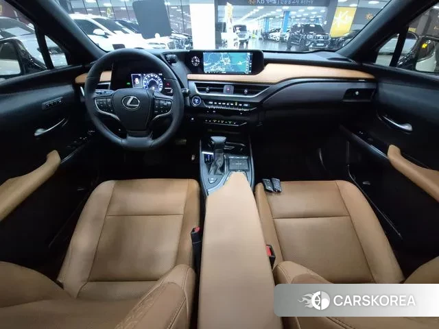 Lexus UX250h id 3561604 из Кореи 17