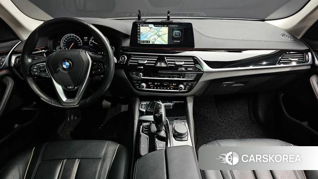 BMW 5 Series (G30) id 3911769 из Кореи 17