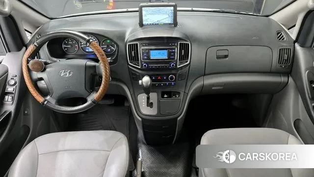 Hyundai The New Grand Starex id 3094904 из Кореи 17