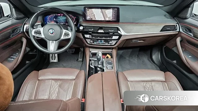 BMW 5 Series (G30) id 3324035 из Кореи 17