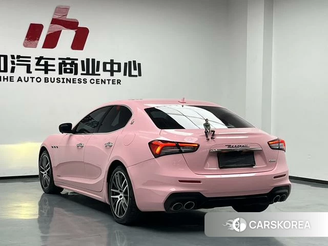 Maserati Ghibli id 4215056 из Китая 14