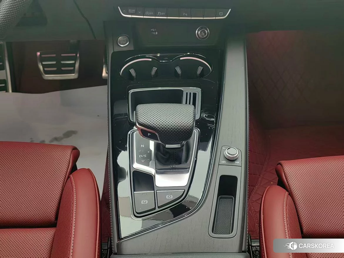 Audi A4L id 4455745 из Китая 15