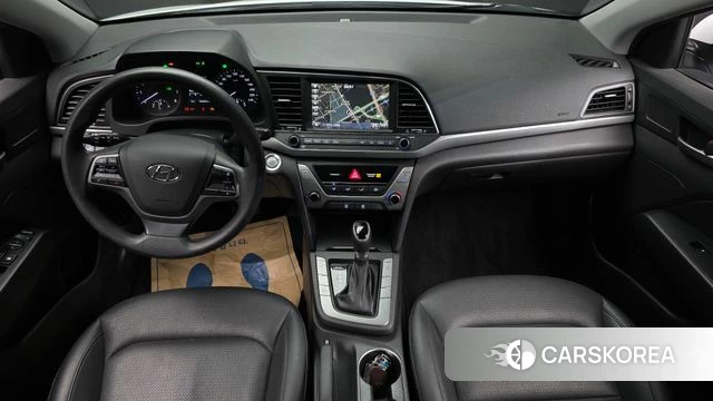 Hyundai Avante AD id 3886612 из Кореи 17