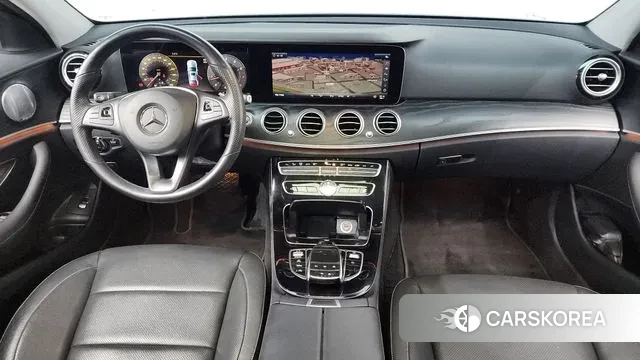 Mercedes-Benz E-Class W213 id 3656950 из Кореи 17