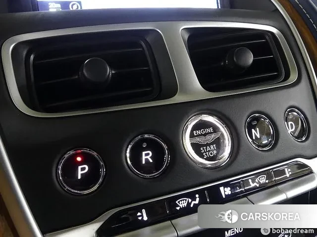 Aston Martin DB11 id 3390481 из Кореи 17