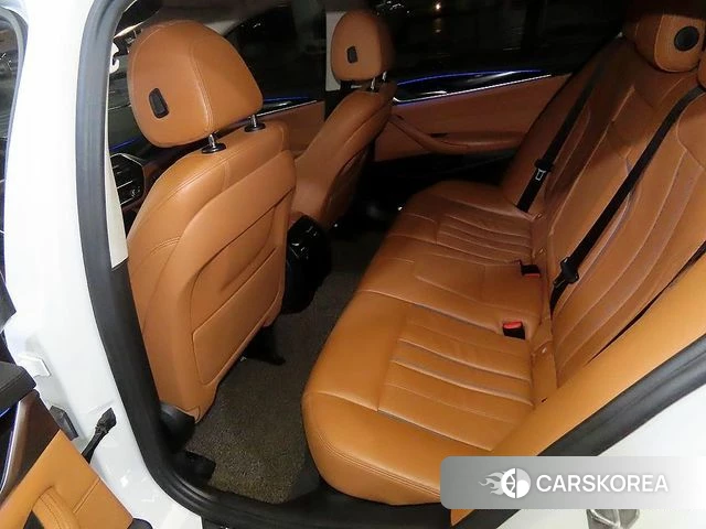BMW 5 Series (G30) id 4459672 из Кореи 17