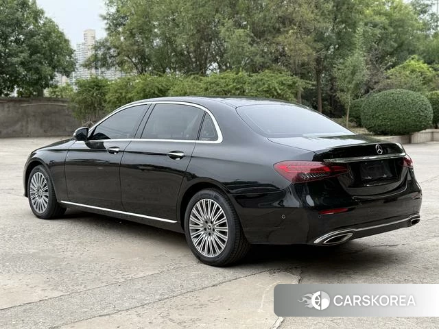 Mercedes-Benz E-class id 4299656 из Китая 7
