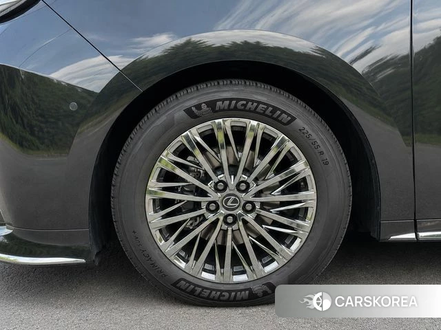Lexus LM Second Generation id 4686764 из Кореи 17