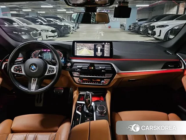 BMW 5 Series (G30) id 3586139 из Кореи 17