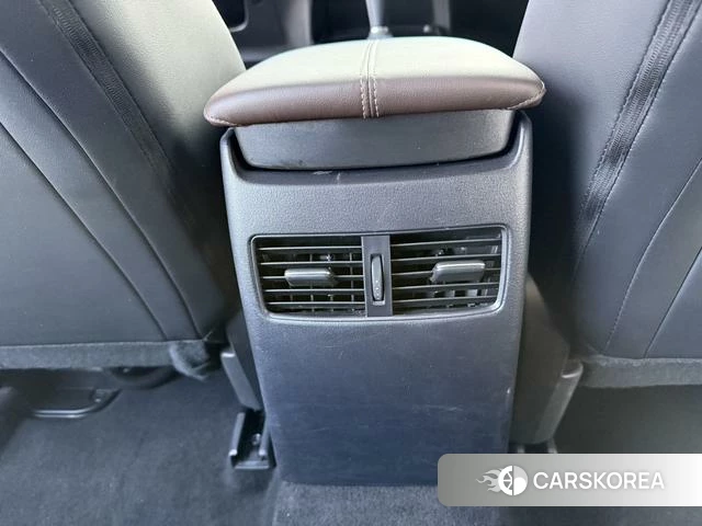 Mazda CX-30 id 4313812 из Китая 18