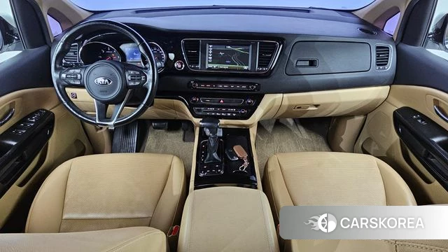 Kia All New Carnival id 4900944 из Кореи 17