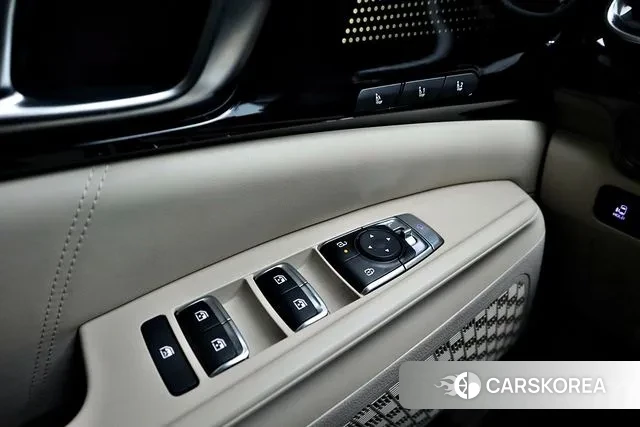 Kia The New Carnival 4th Generation id 3549898 из Кореи 17