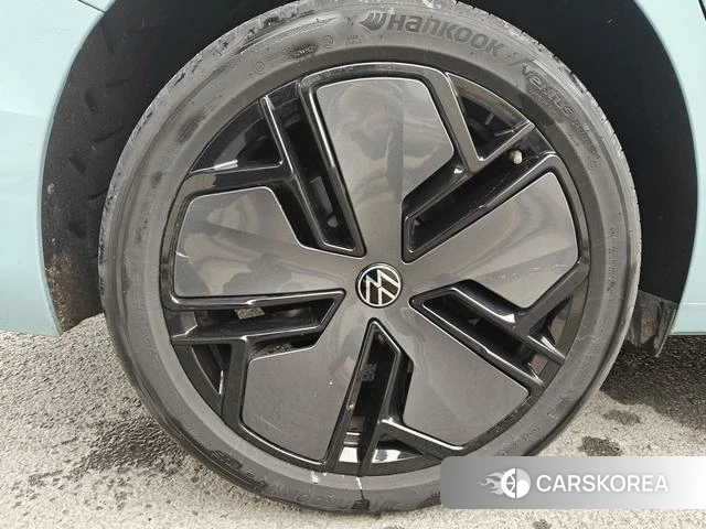 Volkswagen Passat id 3890779 из Китая 22
