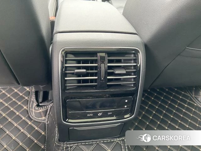 Volkswagen Magotan id 4299724 из Китая 13