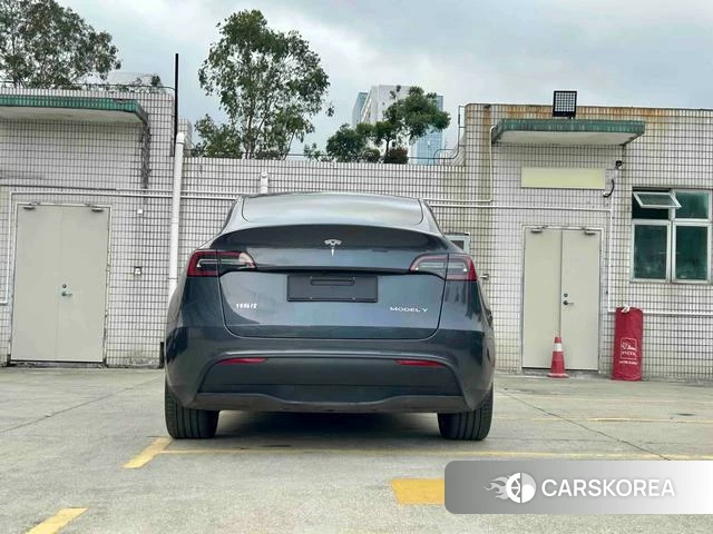 Tesla Model Y id 3919218 из Китая 16