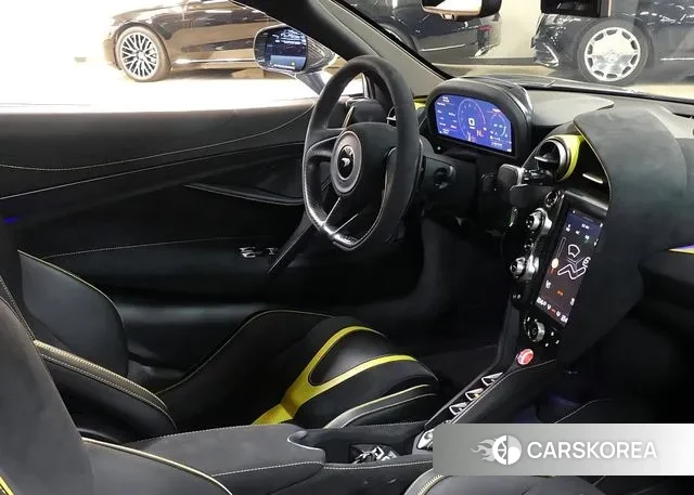 McLaren 720S id 3672304 из Кореи 11