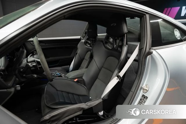 Porsche 911(992) id 4697365 из Кореи 7
