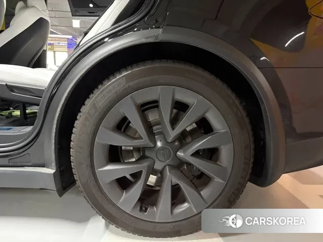 Tesla Model X id 3235765 из Кореи 12