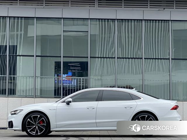 Audi A7L id 4274183 из Китая 7