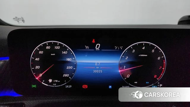 Mercedes-Benz A-Class W177 id 4280100 из Кореи 31