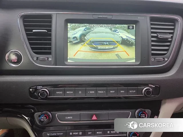 Kia The New Carnival id 3713932 из Кореи 7