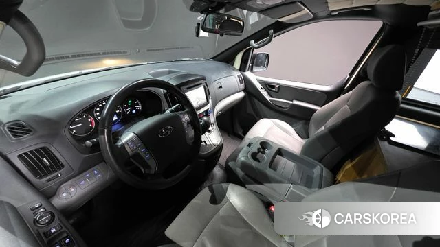 Hyundai The New Grand Starex id 3843995 из Кореи 17