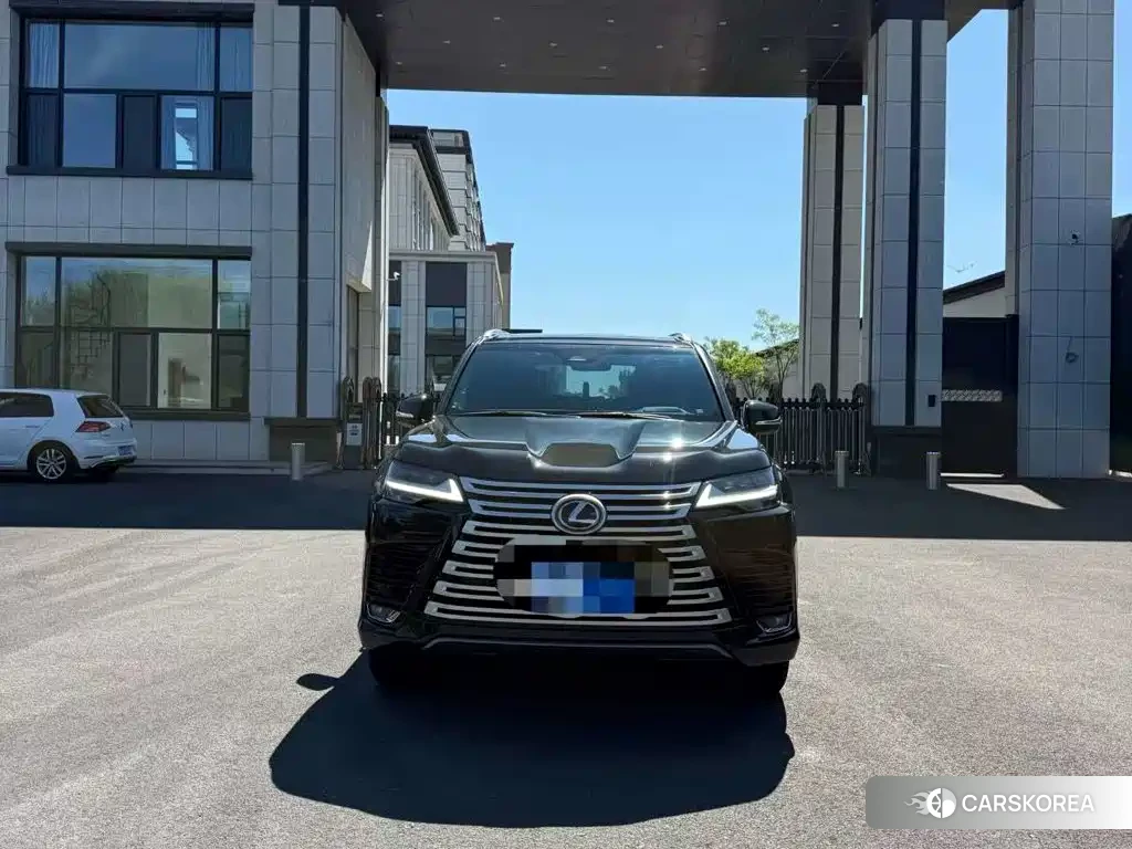 Lexus LX id 4570457 из Китая 7