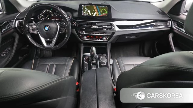 BMW 5 Series (G30) id 4425026 из Кореи 17