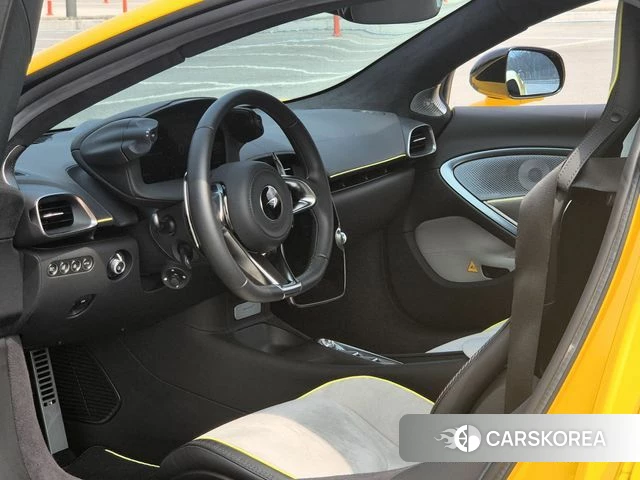 McLaren Artura id 3850703 из Кореи 17