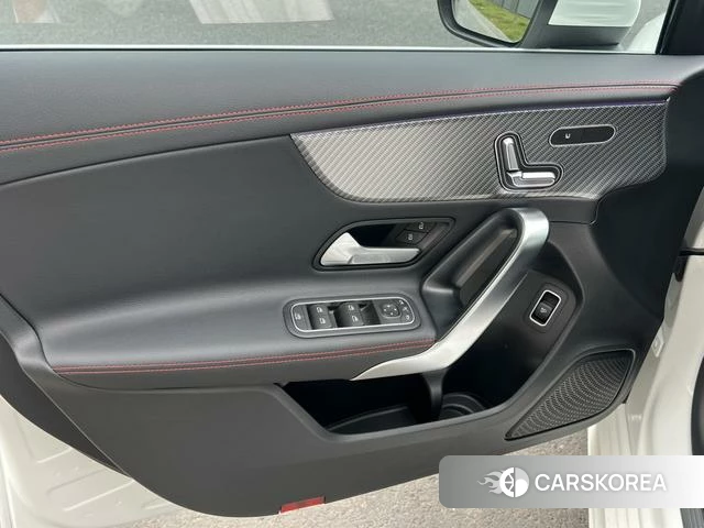 Mercedes-Benz Class A id 4359281 из Китая 12