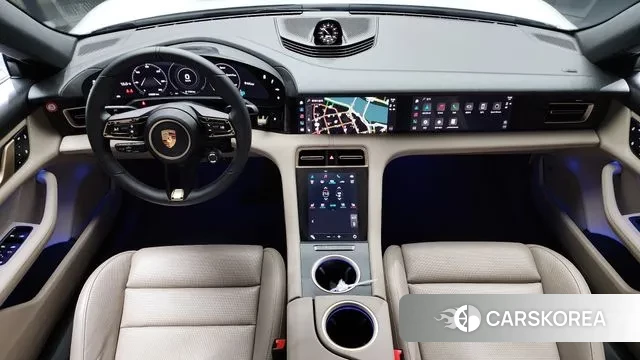 Porsche Taycan id 3365946 из Кореи 17