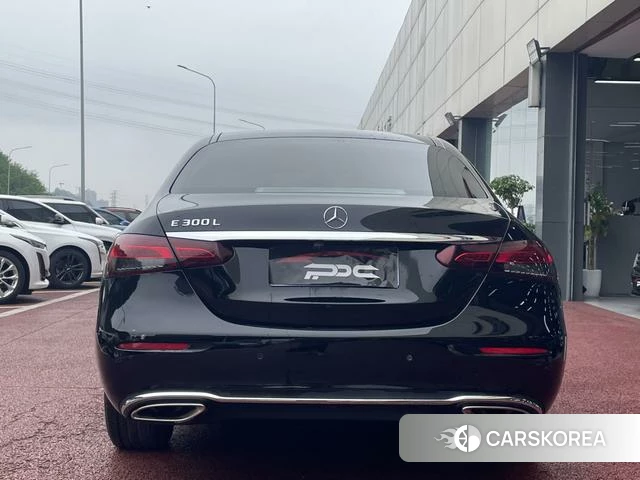 Mercedes-Benz E-class id 4334834 из Китая 11