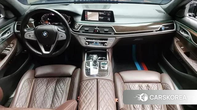 BMW 7 Series (G11) id 3517158 из Кореи 17