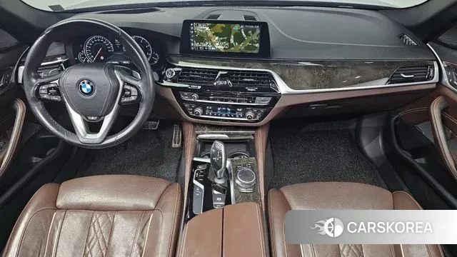 BMW 5 Series (G30) id 3244128 из Кореи 17