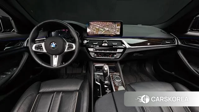 BMW 5 Series (G30) id 3437983 из Кореи 17