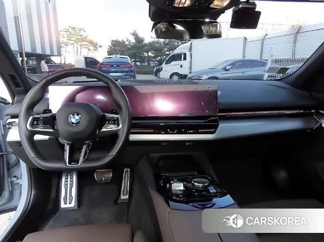 BMW 5 Series (G60) id 3426334 из Кореи 17