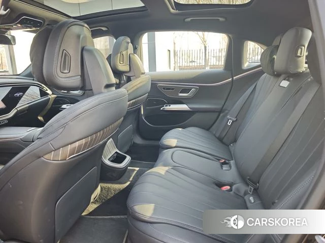 Mercedes-Benz E-class PHEV id 4276773 из Китая 16