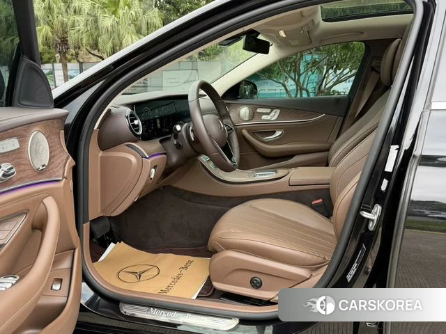 Mercedes-Benz E-class id 4277628 из Китая 19