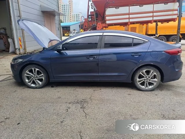 Hyundai Avante AD id 2973995 из Кореи 14