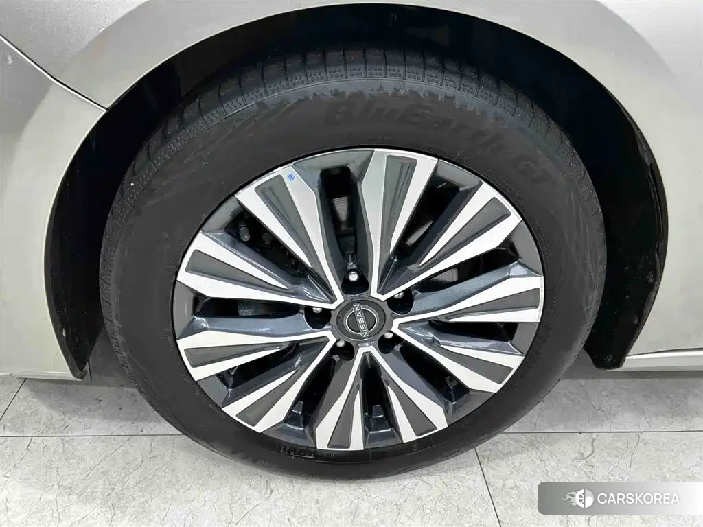 Nissan Altima id 4559732 из Китая 22