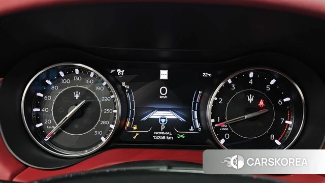 Maserati Ghibli id 4322546 из Кореи 30