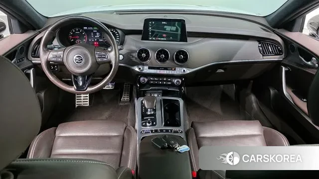 Kia Stinger id 3736841 из Кореи 17